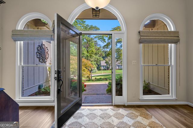 216 Ashford Circle, Lagrange, GA 30240