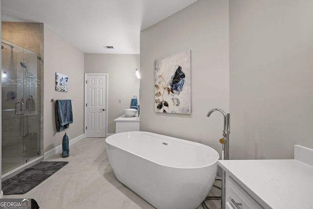 216 Ashford Circle, Lagrange, GA 30240