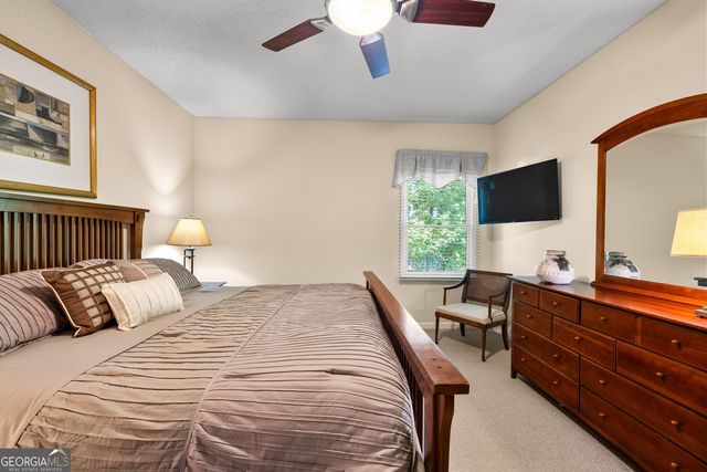216 Ashford Circle, Lagrange, GA 30240
