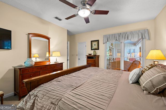 216 Ashford Circle, Lagrange, GA 30240