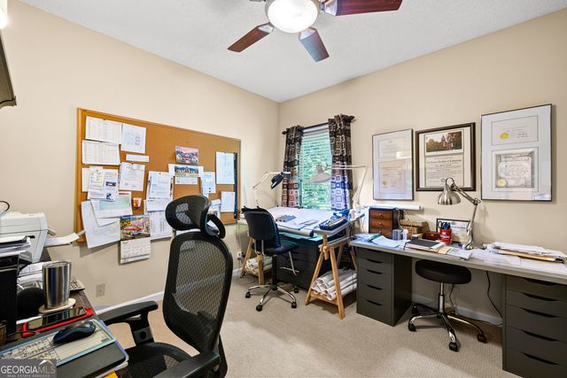216 Ashford Circle, Lagrange, GA 30240