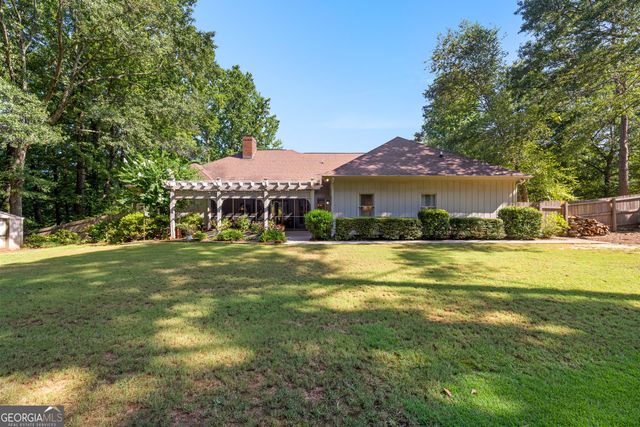 216 Ashford Circle, Lagrange, GA 30240