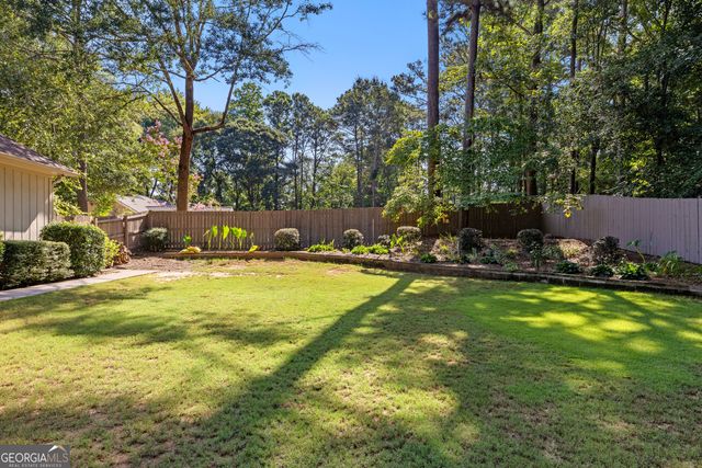 216 Ashford Circle, Lagrange, GA 30240