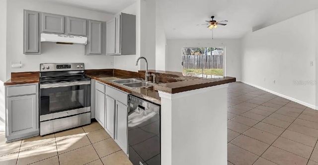 3348 KELSEY LANE, St Cloud, FL 34772