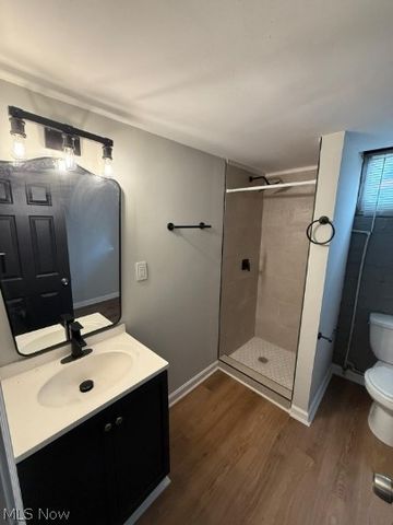 1336 Thoreau Road, Lakewood, OH 44107