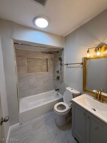 1336 Thoreau Road, Lakewood, OH 44107