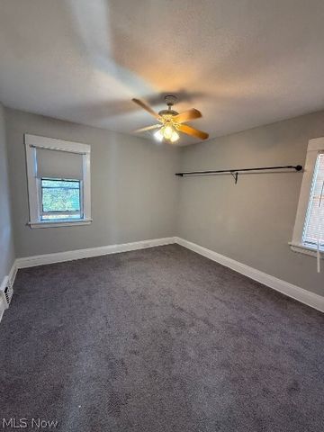 1336 Thoreau Road, Lakewood, OH 44107