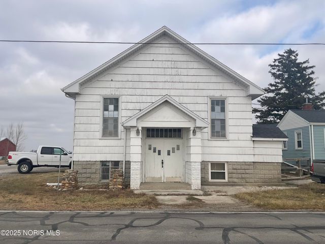 7950 Sugar Ridge Road, Bowling Green, OH 43402