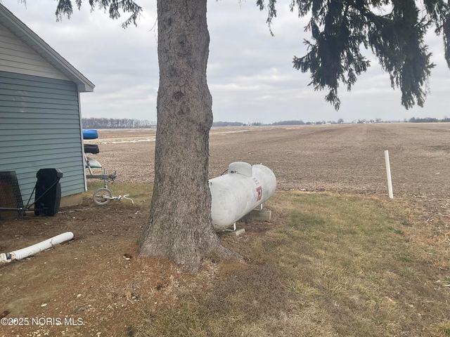 7950 Sugar Ridge Road, Bowling Green, OH 43402