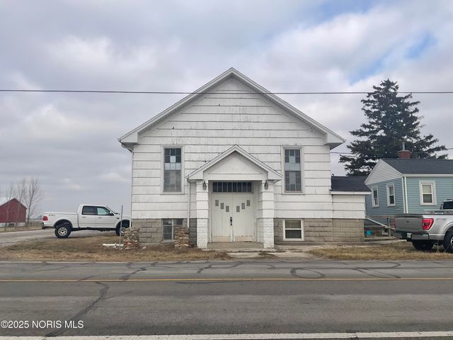 7950 Sugar Ridge Road, Bowling Green, OH 43402