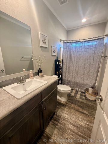 20277 S 270 Road, Morris, OK 74445