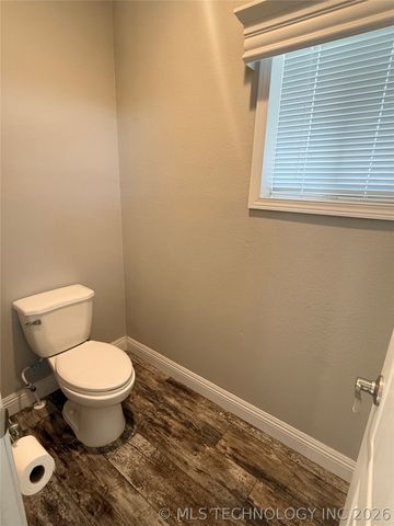 20277 S 270 Road, Morris, OK 74445