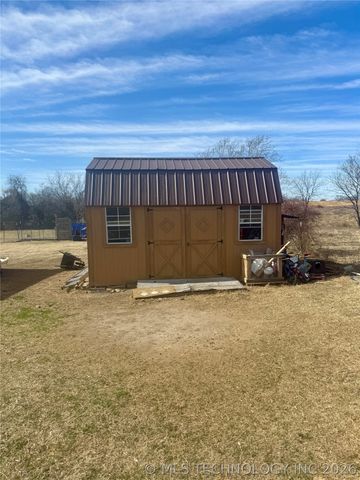 20277 S 270 Road, Morris, OK 74445