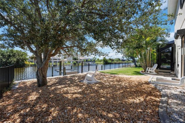 15392 ALDAMA CIRCLE, Port Charlotte, FL 33981