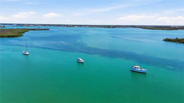 15392 ALDAMA CIRCLE, Port Charlotte, FL 33981