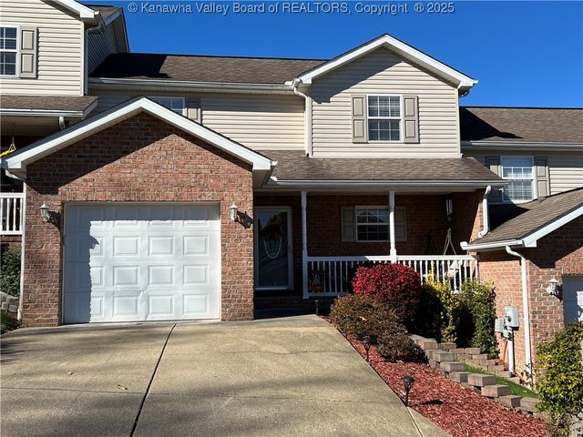 14 Mooring Way, Elkview, WV 25071