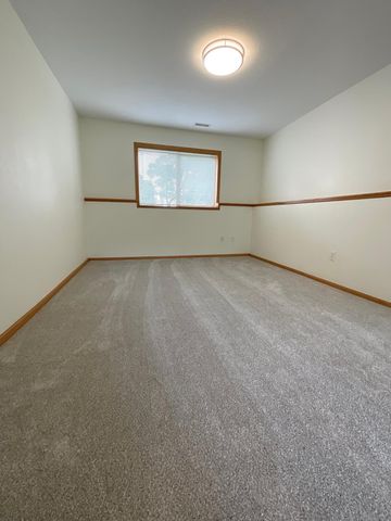 2011 Lake View Drive, Prior Lake, MN 55352
