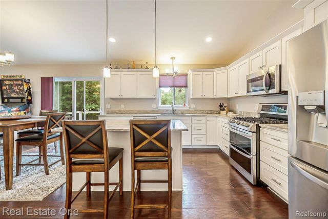 16314 Red Fox Trail, Linden, MI 48451
