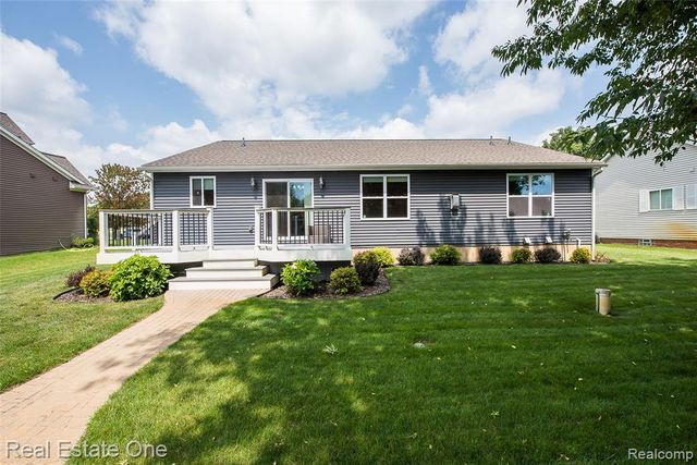 16314 Red Fox Trail, Linden, MI 48451