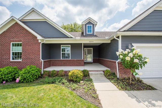 16314 Red Fox Trail, Linden, MI 48451