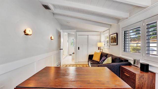 2409 NE 19th Ave, Wilton Manors, FL 33305