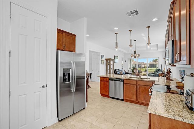 25007 SW Alberti Way, Port St. Lucie, FL 34986