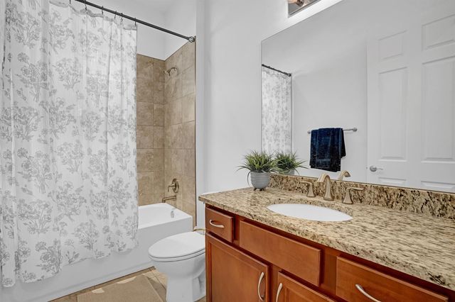 25007 SW Alberti Way, Port St. Lucie, FL 34986