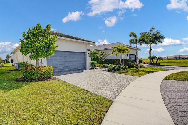 25007 SW Alberti Way, Port St. Lucie, FL 34986