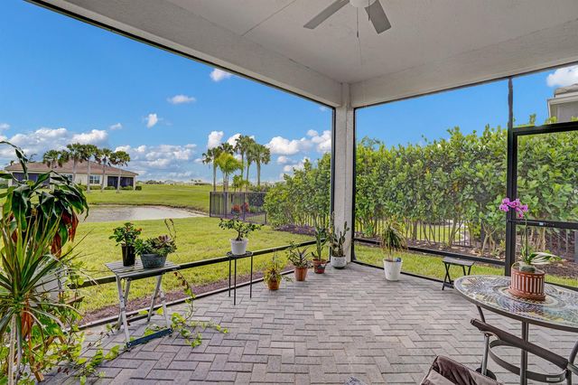 25007 SW Alberti Way, Port St. Lucie, FL 34986