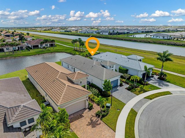25007 SW Alberti Way, Port St. Lucie, FL 34986