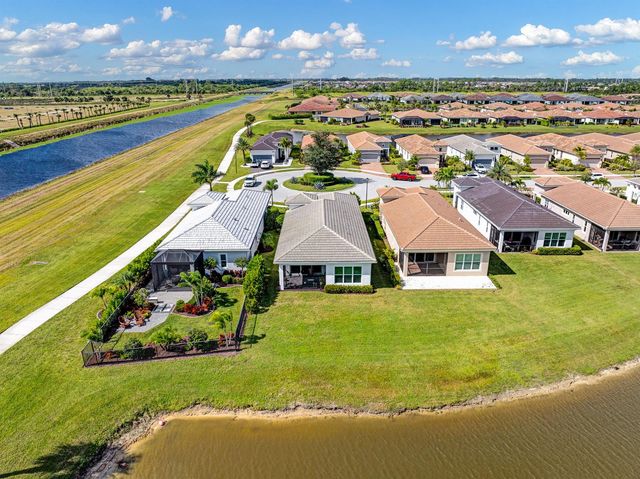 25007 SW Alberti Way, Port St. Lucie, FL 34986