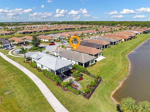25007 SW Alberti Way, Port St. Lucie, FL 34986