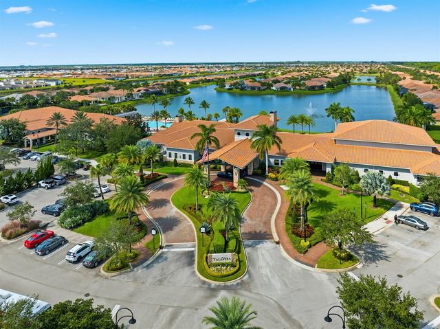 25007 SW Alberti Way, Port St. Lucie, FL 34986