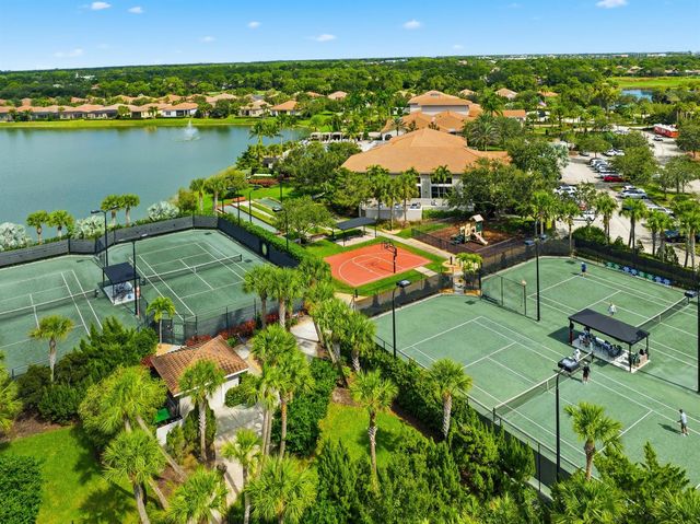 25007 SW Alberti Way, Port St. Lucie, FL 34986