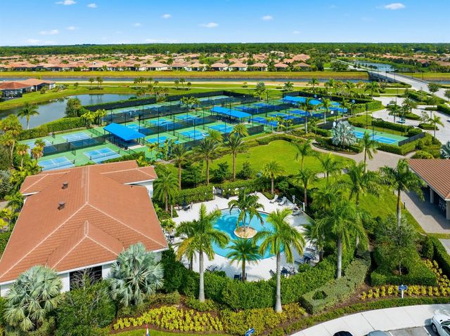 25007 SW Alberti Way, Port St. Lucie, FL 34986