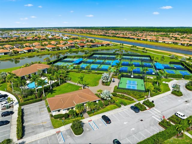 25007 SW Alberti Way, Port St. Lucie, FL 34986