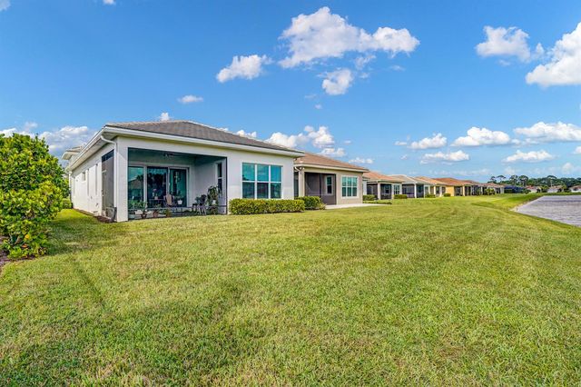 25007 SW Alberti Way, Port St. Lucie, FL 34986