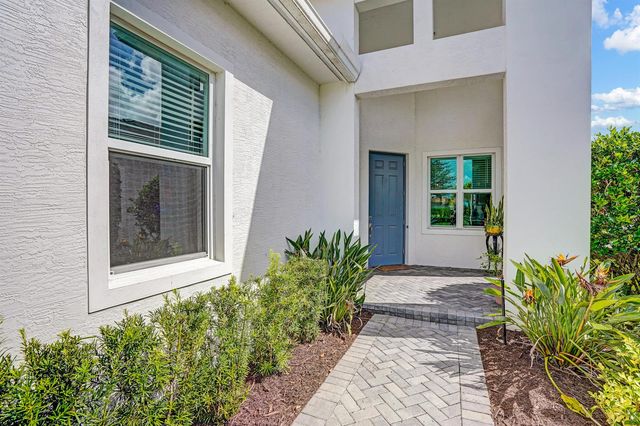 25007 SW Alberti Way, Port St. Lucie, FL 34986
