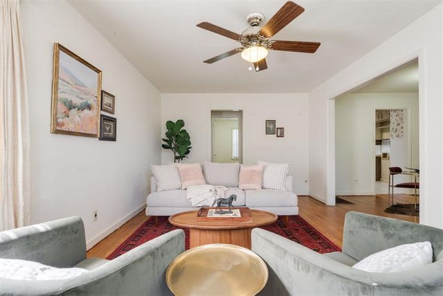 524 SW 51st Street, Oklahoma City, OK 73109