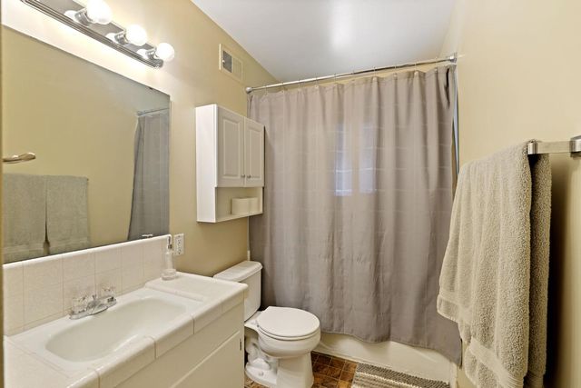 1813 Jackson St, Lodi, CA 95242