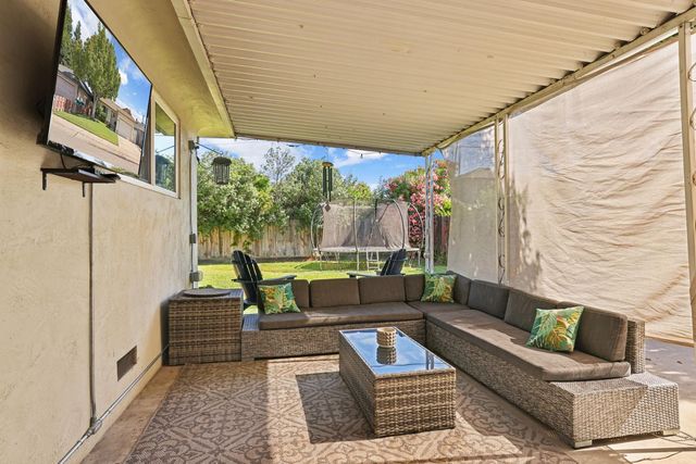1813 Jackson St, Lodi, CA 95242