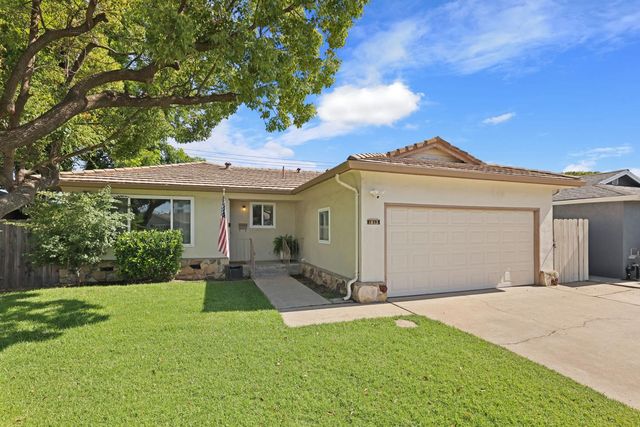 1813 Jackson St, Lodi, CA 95242