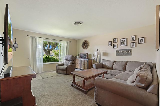 1813 Jackson St, Lodi, CA 95242