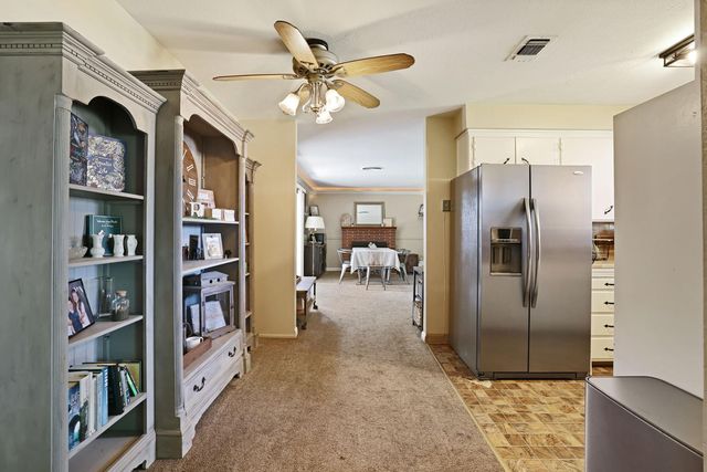 1813 Jackson St, Lodi, CA 95242