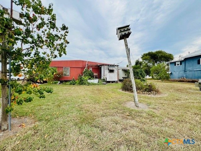 848 Margie Tewmey Road, Port Lavaca, TX 77979