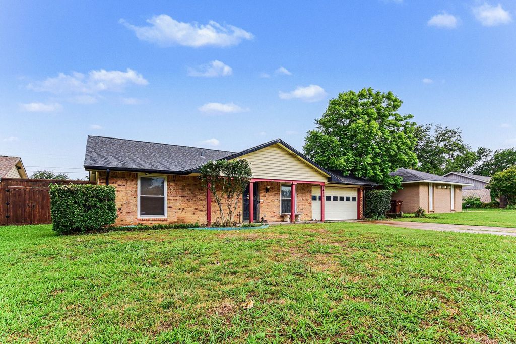 1412 E Park Boulevard, Plano, TX 75074