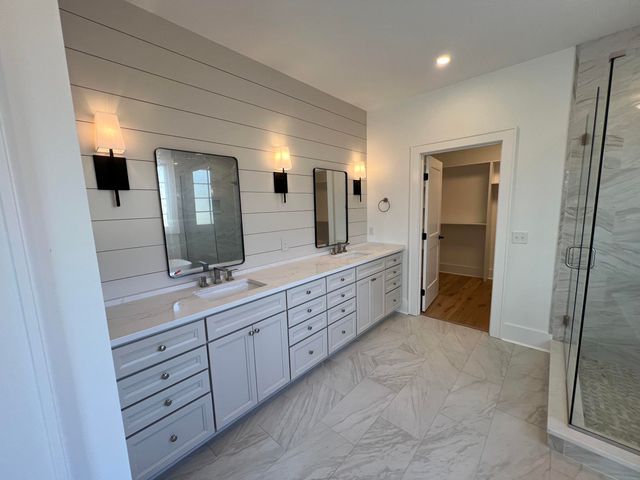 498 Hargis Road, Signal Mountain, TN 37377