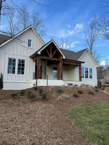498 Hargis Road, Signal Mountain, TN 37377