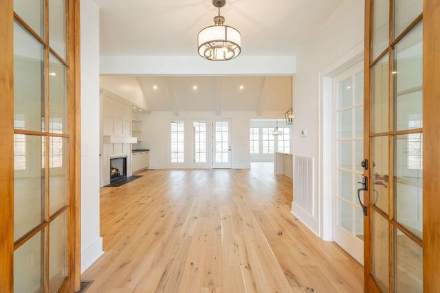 498 Hargis Road, Signal Mountain, TN 37377