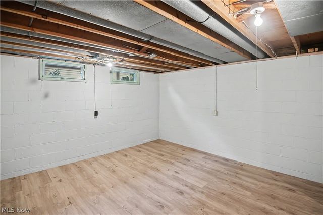 1619 N Carnegie Avenue, Niles, OH 44446